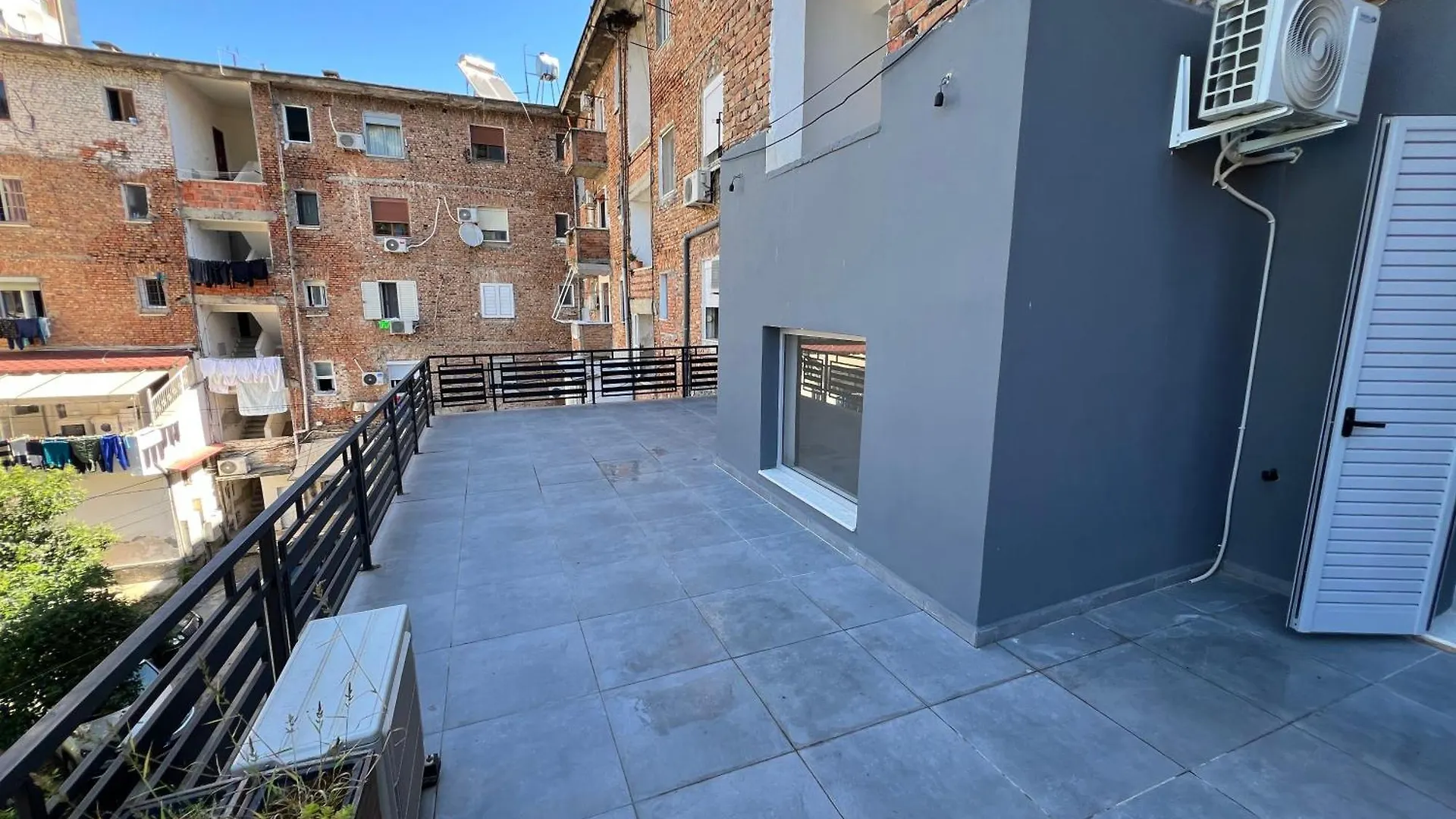 Iona Apartment Berat By Merko